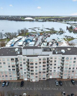 401 – 350 Wellington Street, Kingston