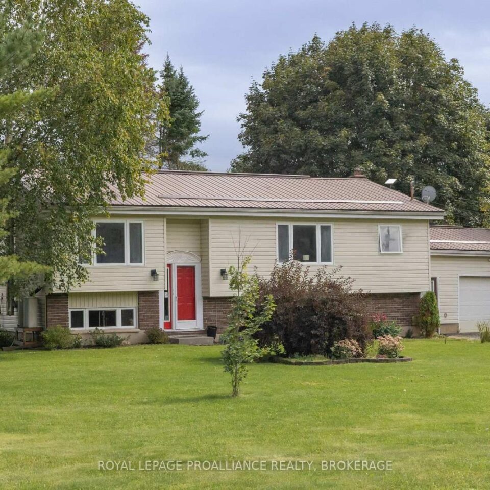 4018 County Road 1 E, Stone Mills