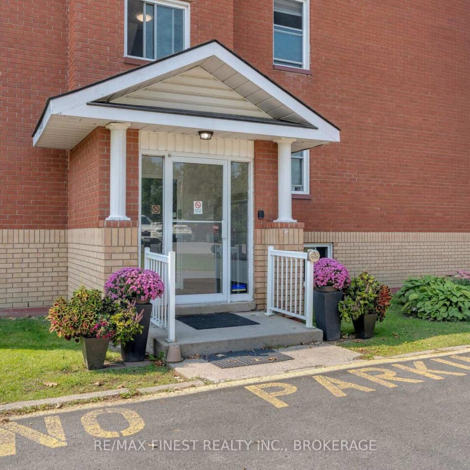403 – 540 Talbot Place, Gananoque