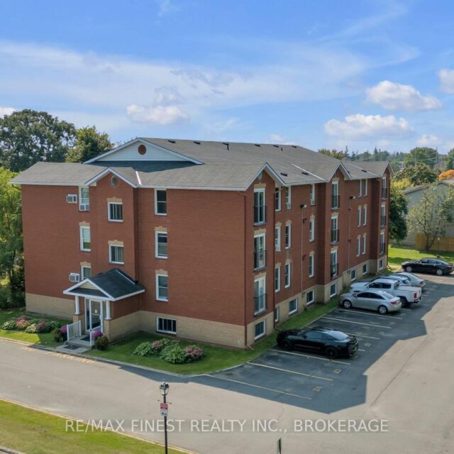 403 – 540 Talbot Place, Gananoque