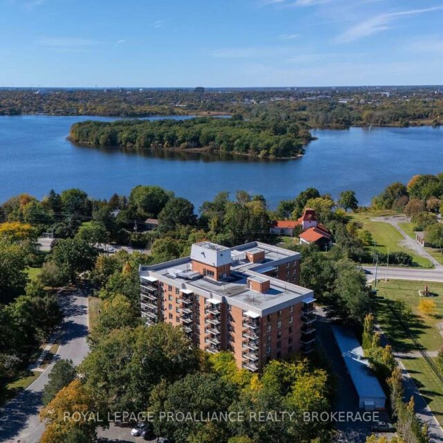 406 – 115 Barrett Court, Kingston