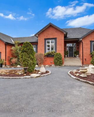 4075 Stone Point Road, South Frontenac