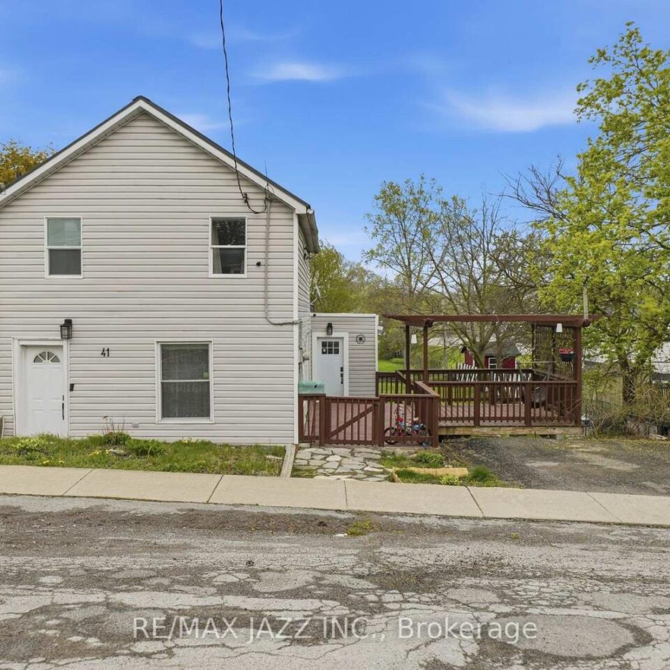 41 Baldwin Street, Belleville
