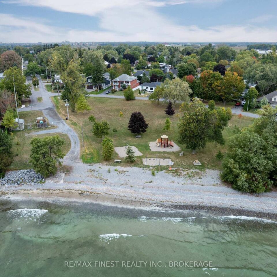 41 Crerar Boulevard, Kingston