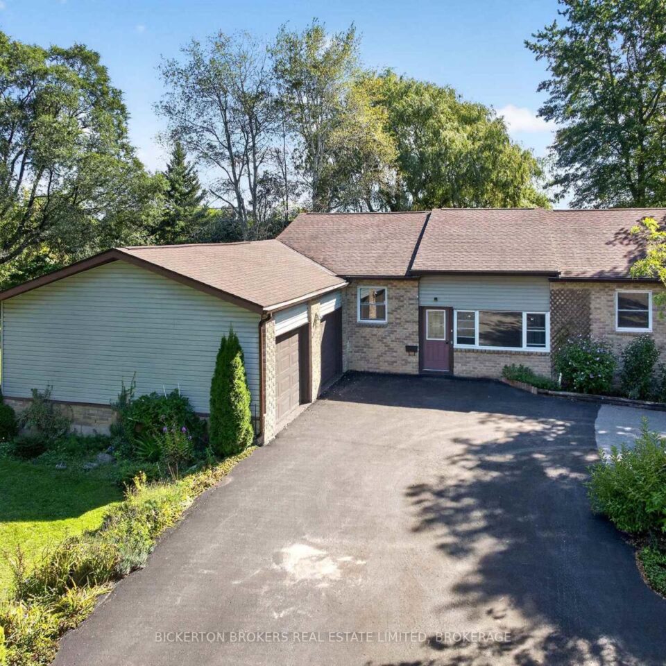 41 Ferguson Lane, Front Of Leeds & Seeleys Bay