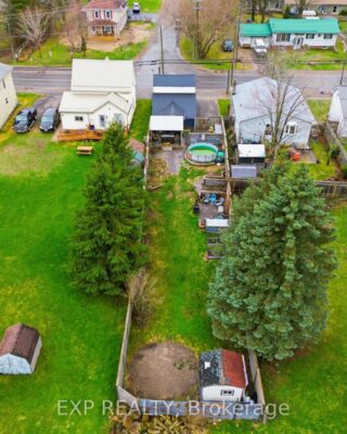 41 Lake Street, Prince Edward County