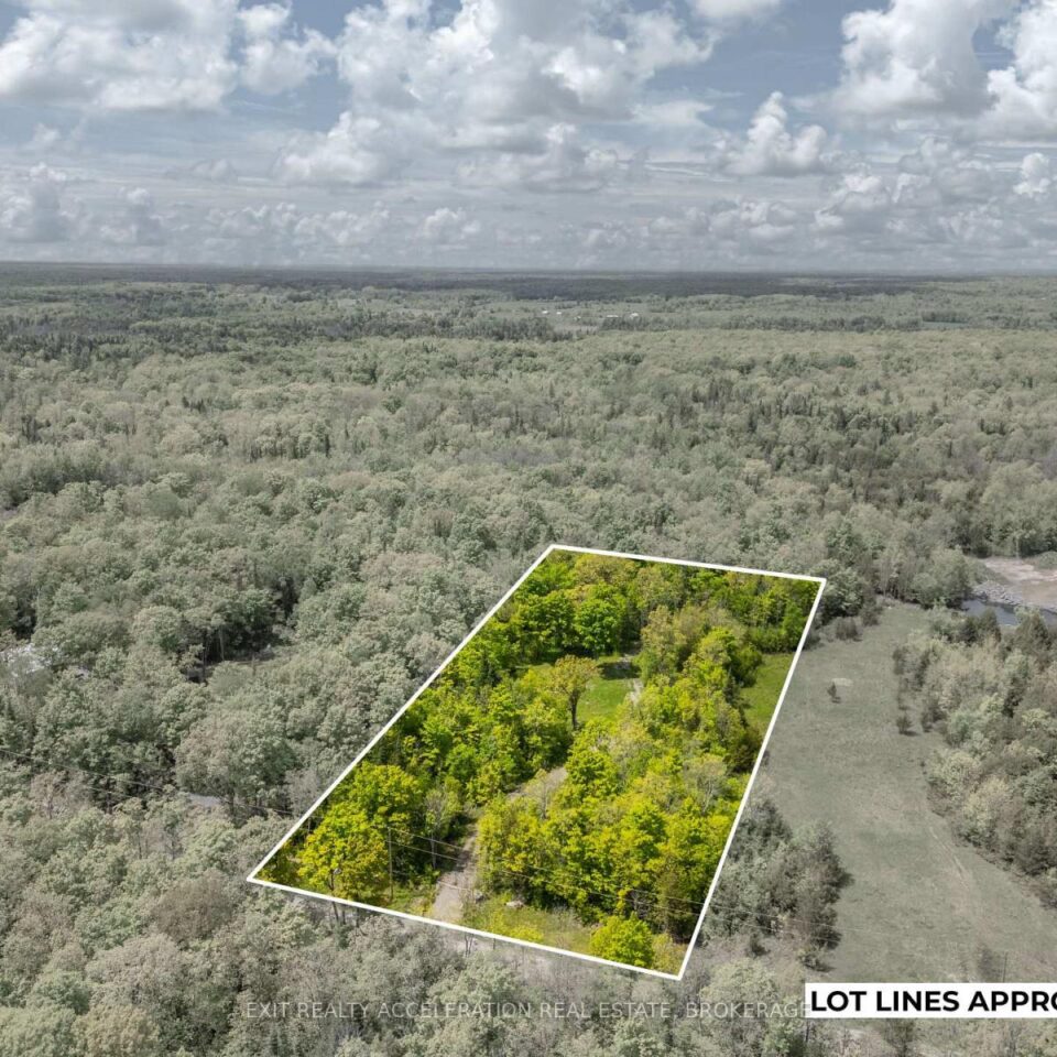 41 Stonehedge Road, Stone Mills