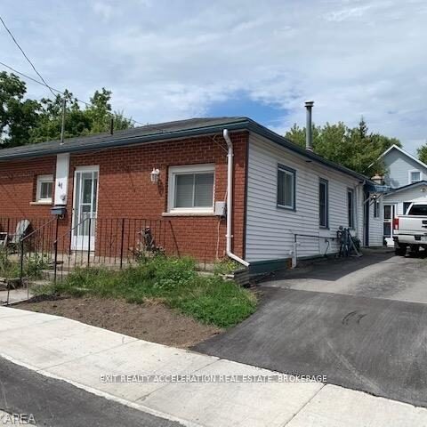 41 Water Street, Greater Napanee
