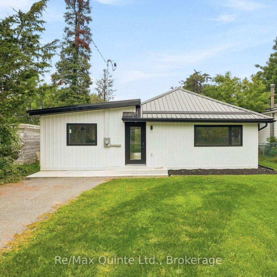 417 County Road 28, Prince Edward County