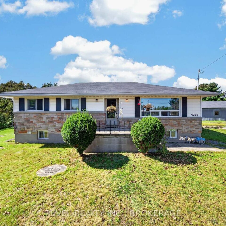 4258 Hwy 15, Kingston