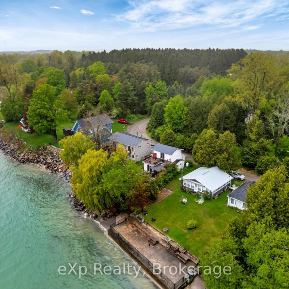 43 & 45 Clifford Street, Quinte West