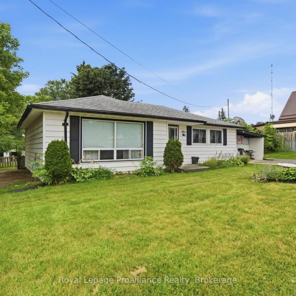 43 Adelaide St Street, Quinte West