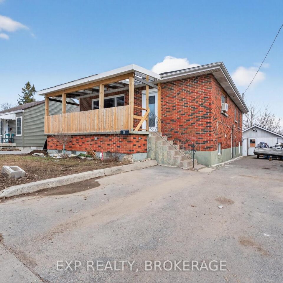 43 Carleton Street, Kingston