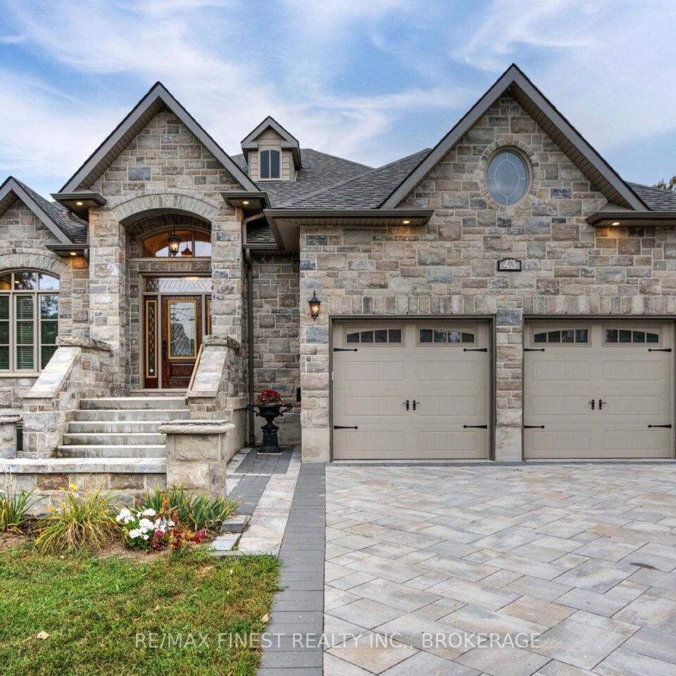 43 Crerar Boulevard, Kingston