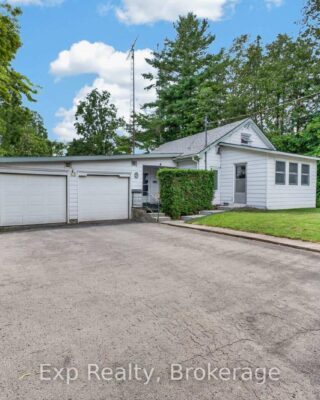 43 Paul Street, Prince Edward County