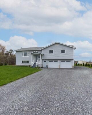 4318 County Road 6, Stone Mills