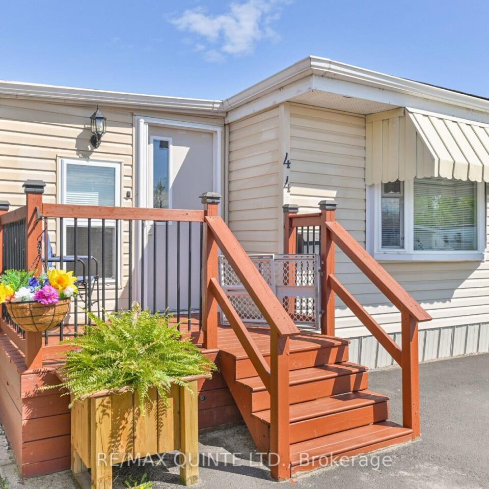 44 – 311 Dundas Street, Quinte West