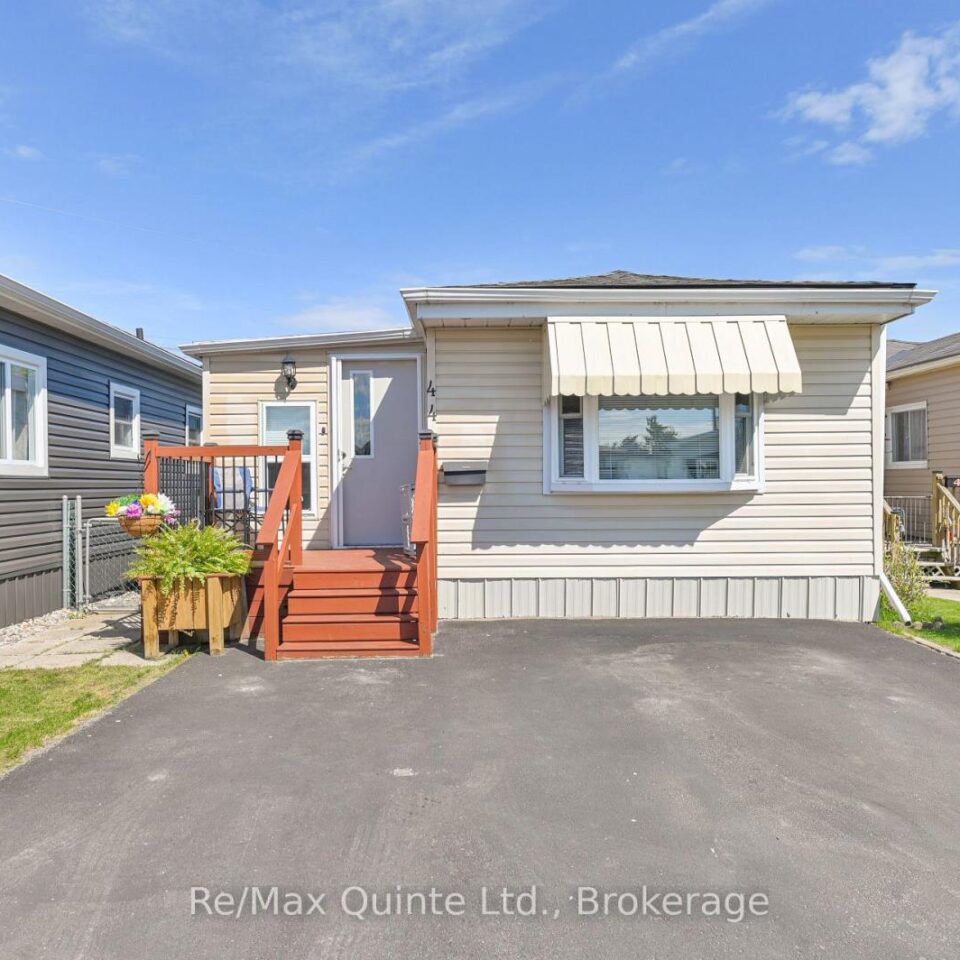 44 – 311 Dundas Street, Quinte West