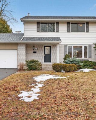 44 Casterton Avenue, Kingston