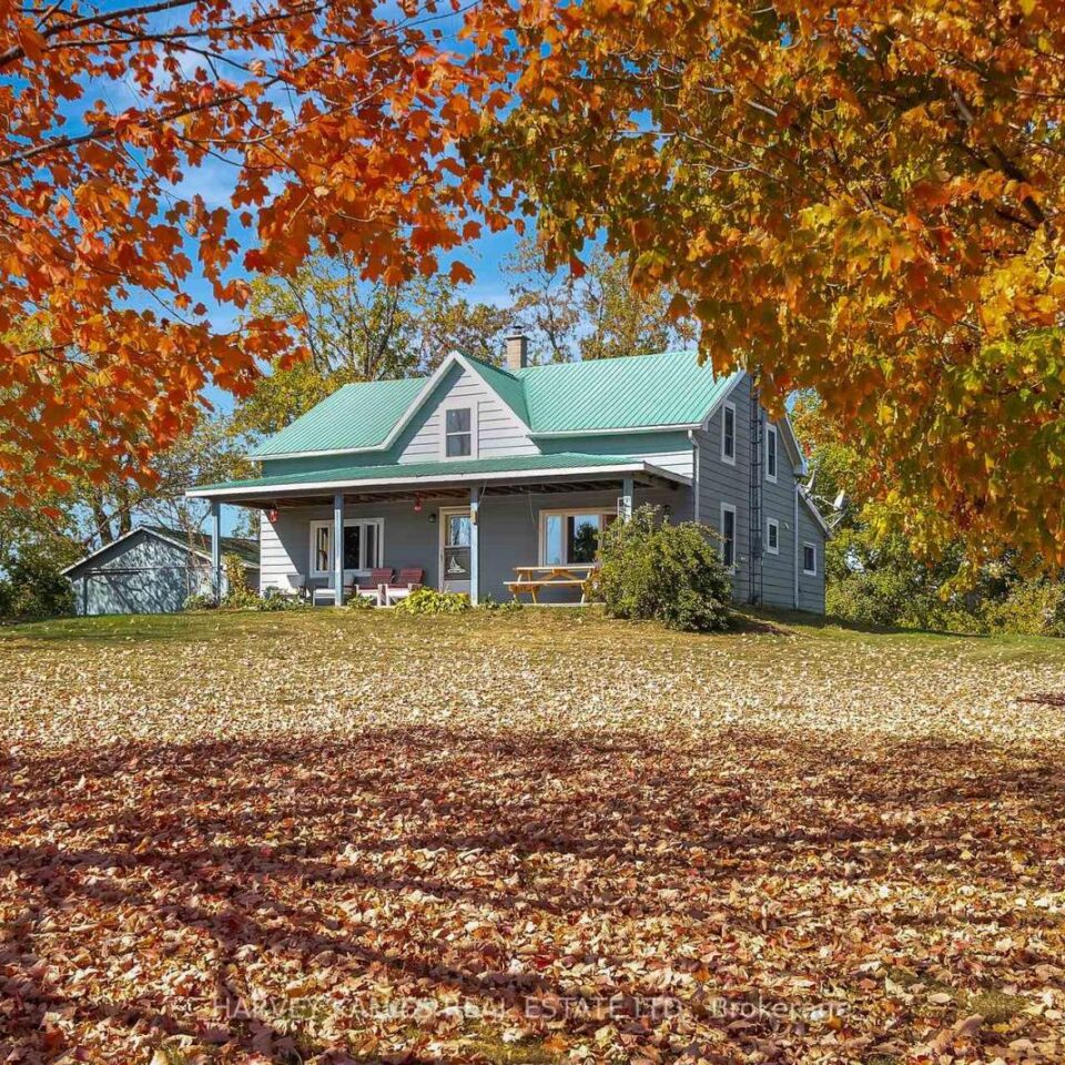 4427 County 8 Road, Prince Edward County