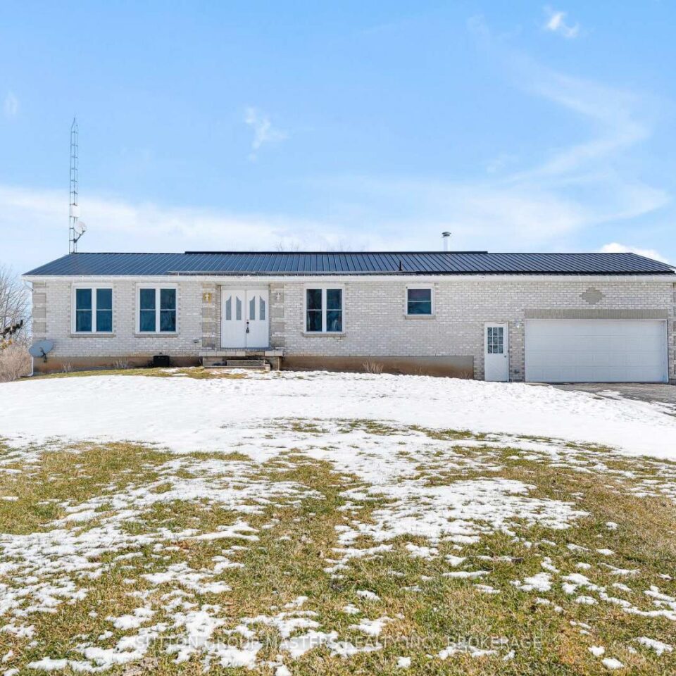 446 Petworth Road, Stone Mills