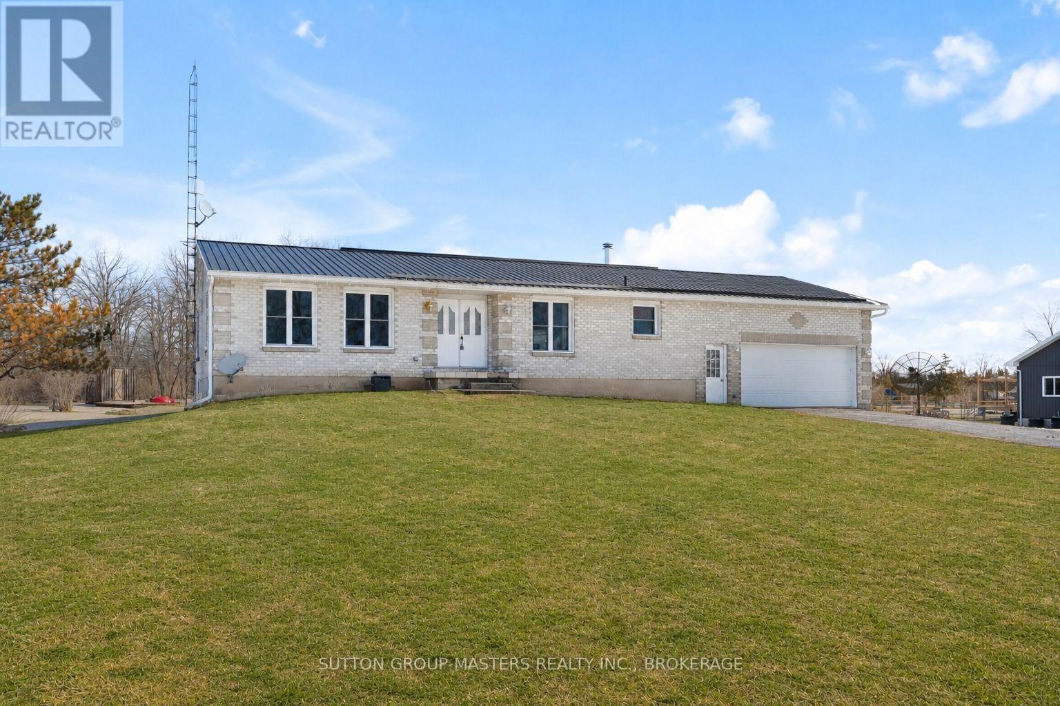 446 Petworth Road, Stone Mills