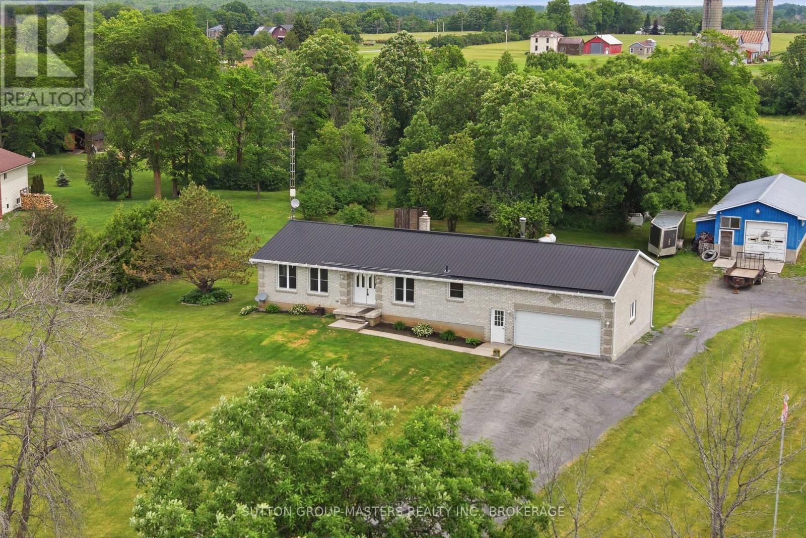 446 Petworth Road, Stone Mills