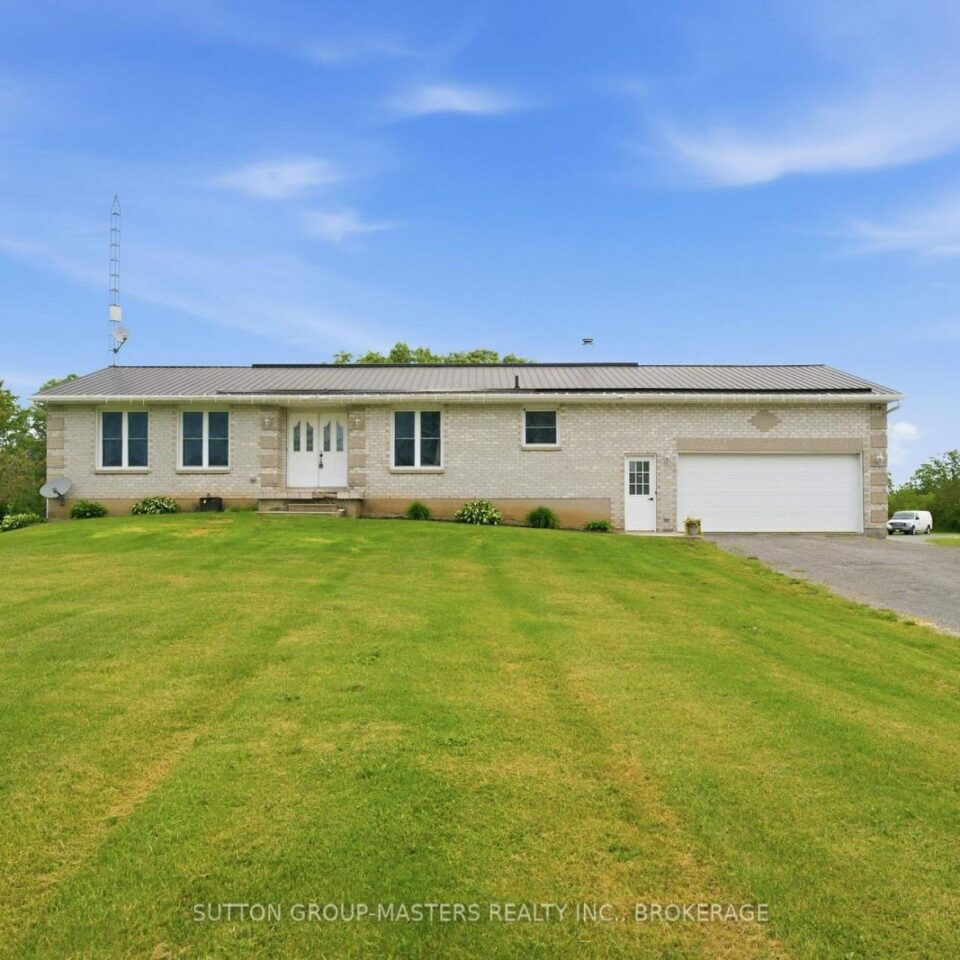 446 Petworth Road, Stone Mills