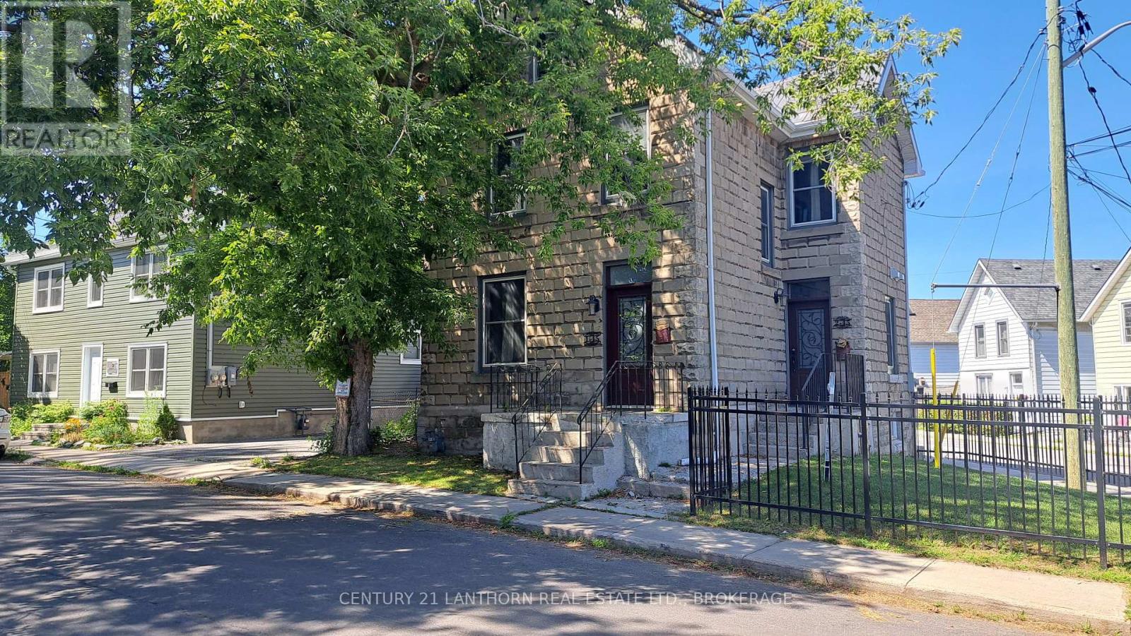 45 Chestnut Street, Kingston
