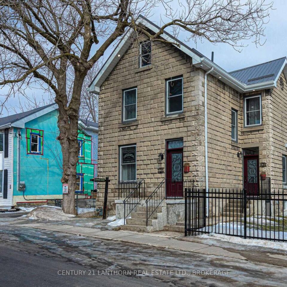 45 Chestnut Street, Kingston