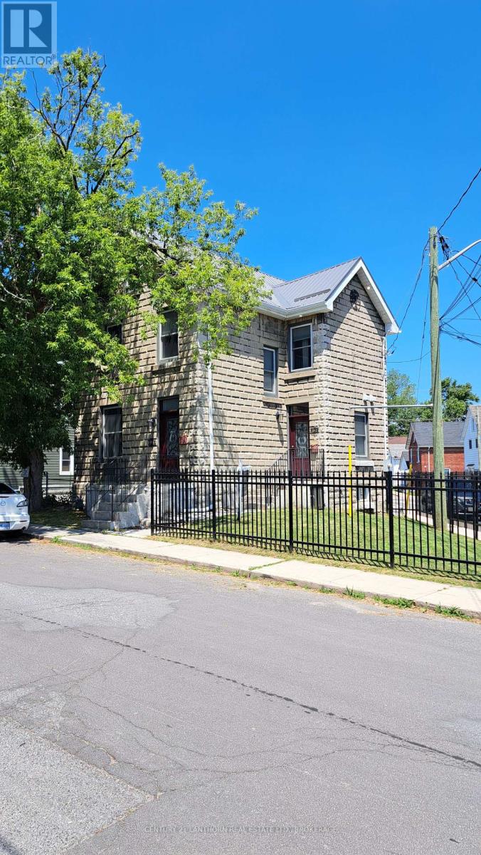 45 Chestnut Street, Kingston