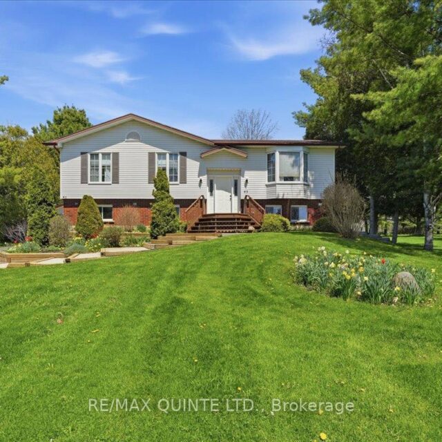 45 Shannon Road, Prince Edward County