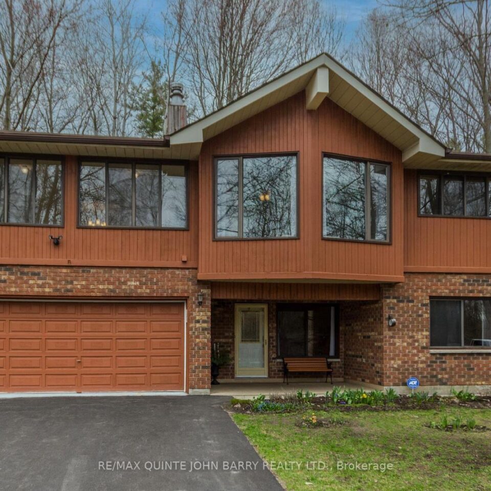 46 Twelve O’clock Pt Road, Quinte West