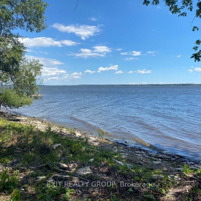 461 Sunrise Drive, Prince Edward County