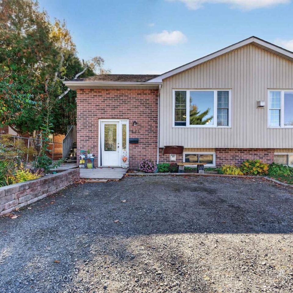 464 Henrietta Street, Gananoque