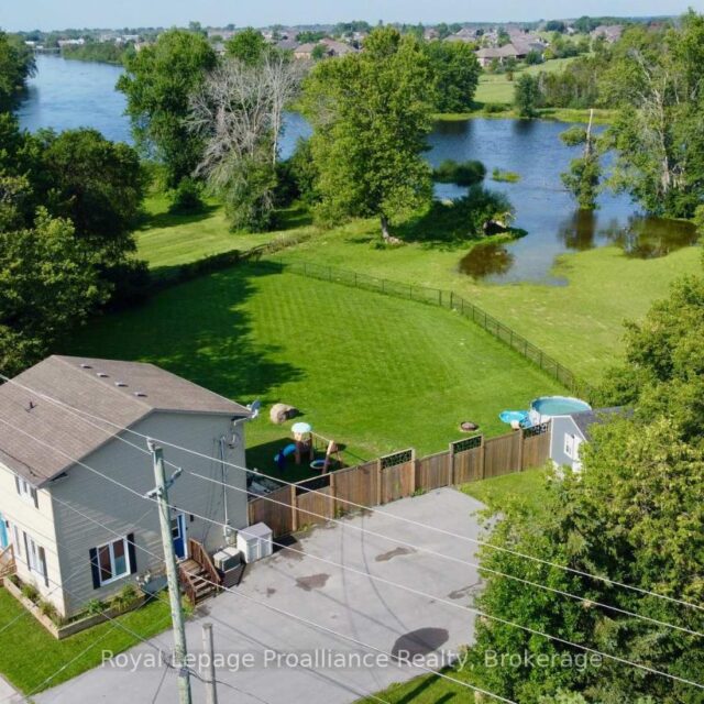 465 Cannifton Road, Belleville