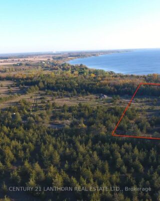 465 Rock Cross Road S, Prince Edward County