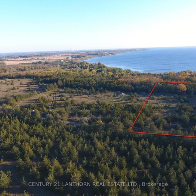 465 Rock Cross Road S, Prince Edward County