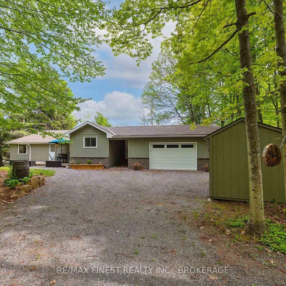 4677 Lakewood Lane, Frontenac (frontenac South)