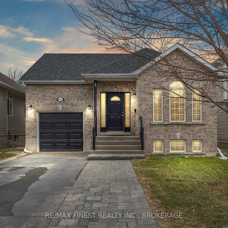 468 Weston Crescent, Kingston
