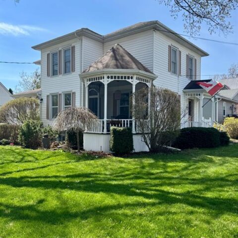 47 Paul Street, Prince Edward County