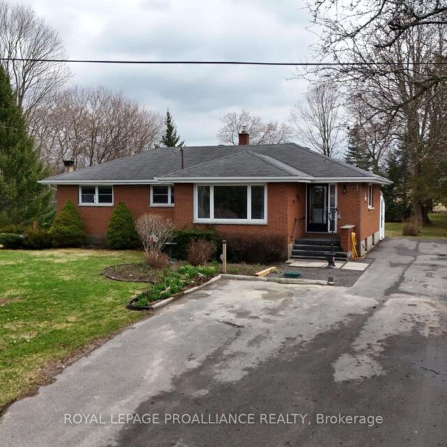 471 County Road 3, Prince Edward County