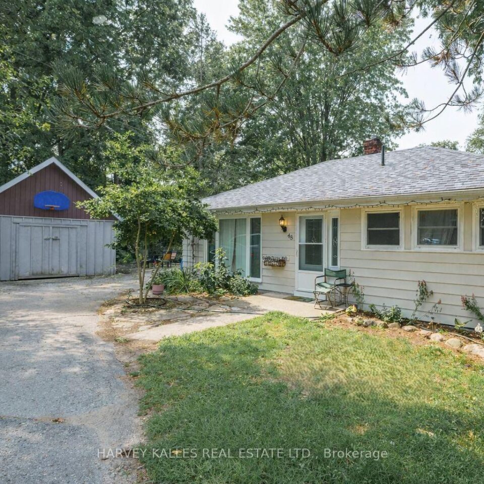 48 Ontario Street, Prince Edward County