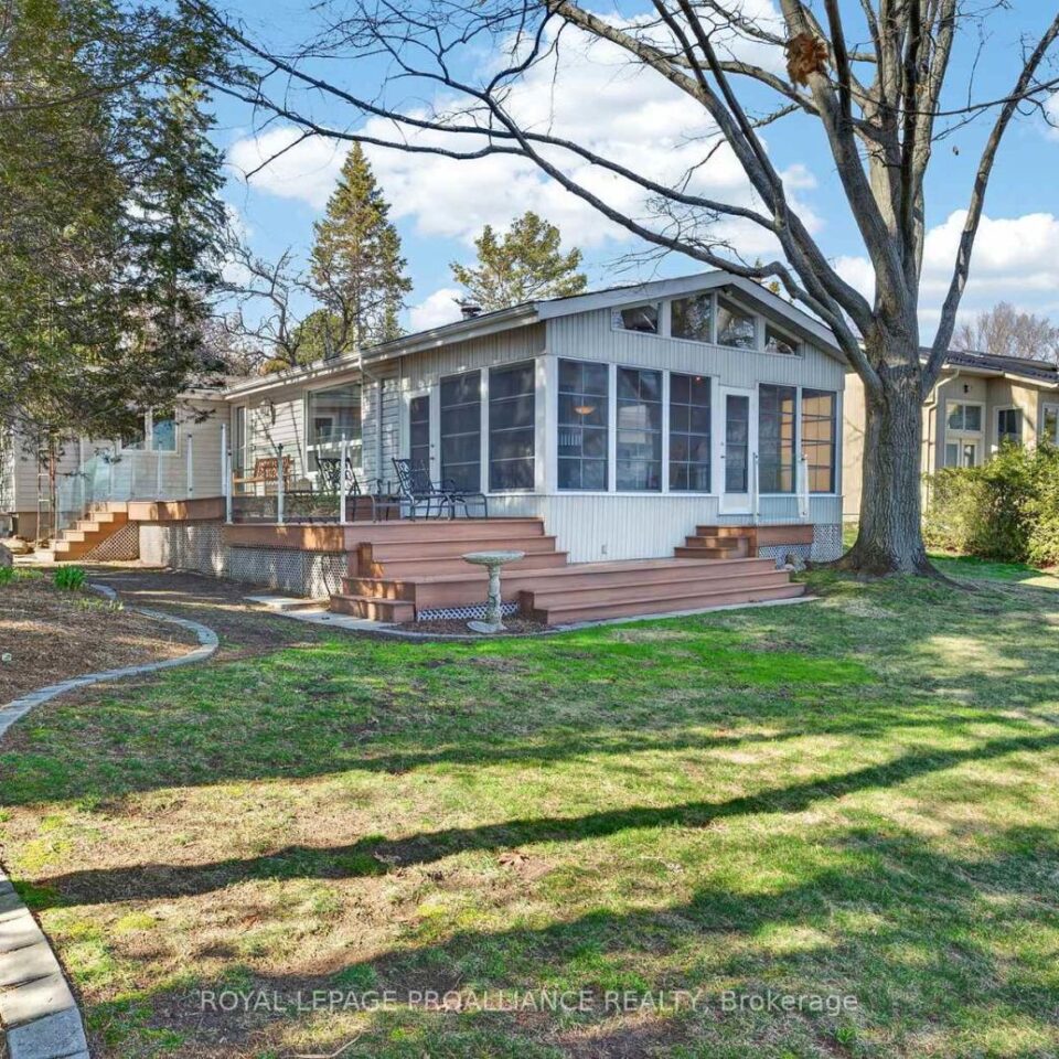 482 Island Road, Prince Edward County