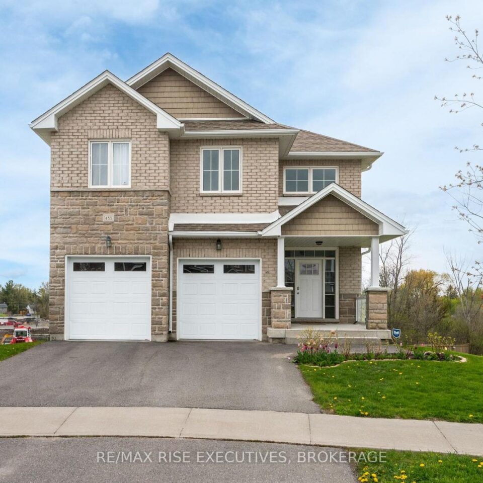 483 Beth Crescent, Kingston