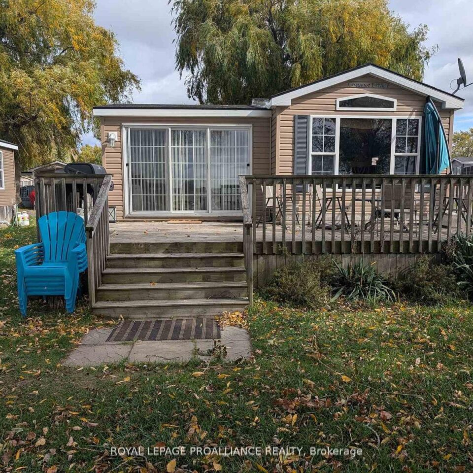 486 Cty Rd 18- 7 Beachview Lane, Prince Edward County