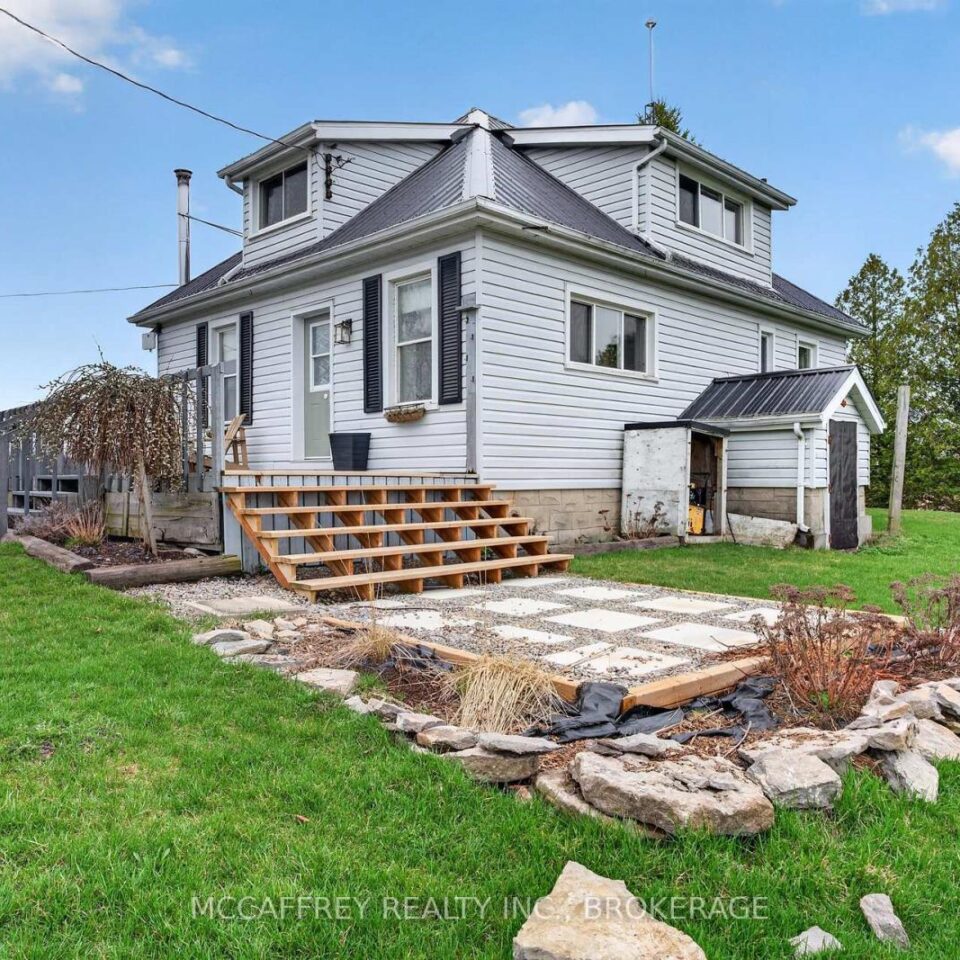 4868 County Road 8, Greater Napanee