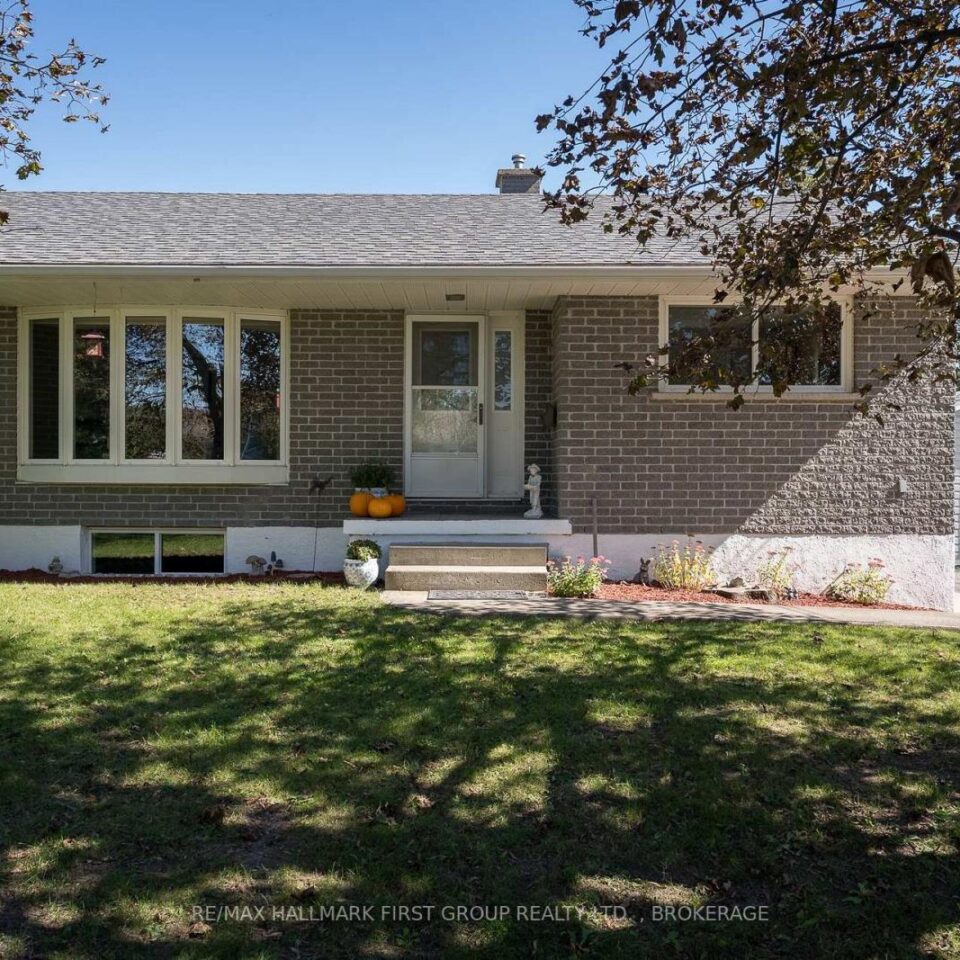 487 Coronation Boulevard, Kingston