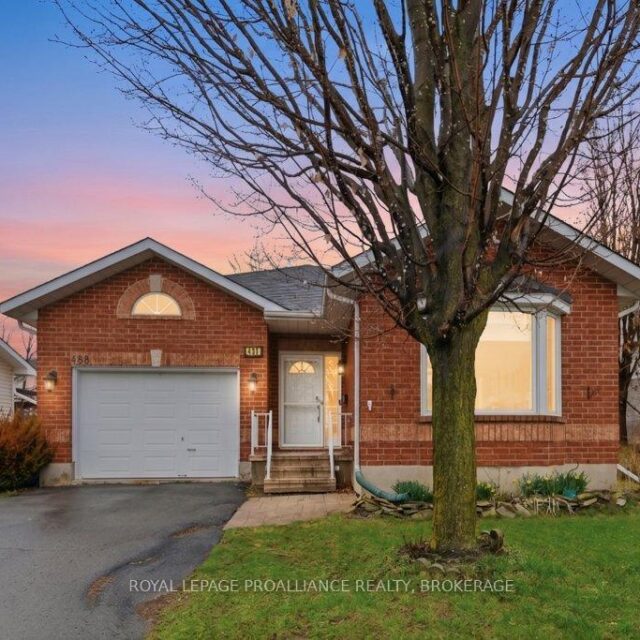 488 Fieldstone Drive, Kingston