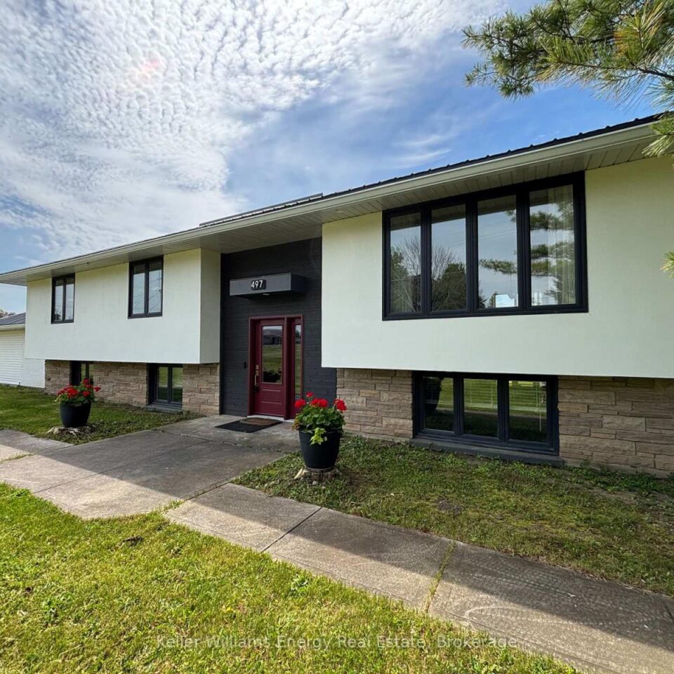 497 Wellington Main Street, Prince Edward County
